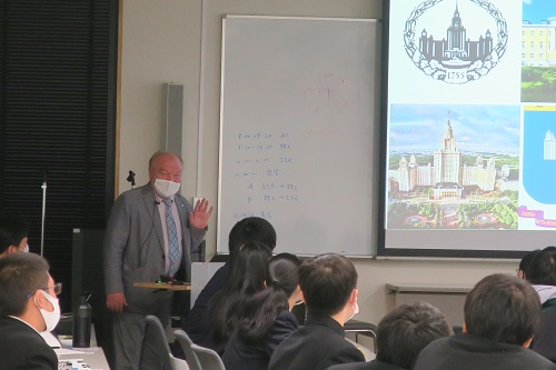 Dr.Hyoe Takata